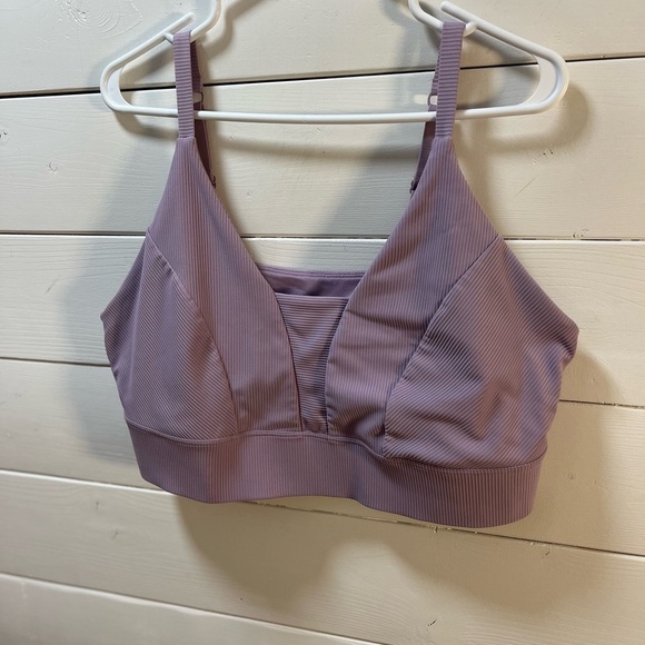 OLD NAVY ACTIVE • PowerSoft Light Support Bra • Lilac (3X) - Picture 3 of 7